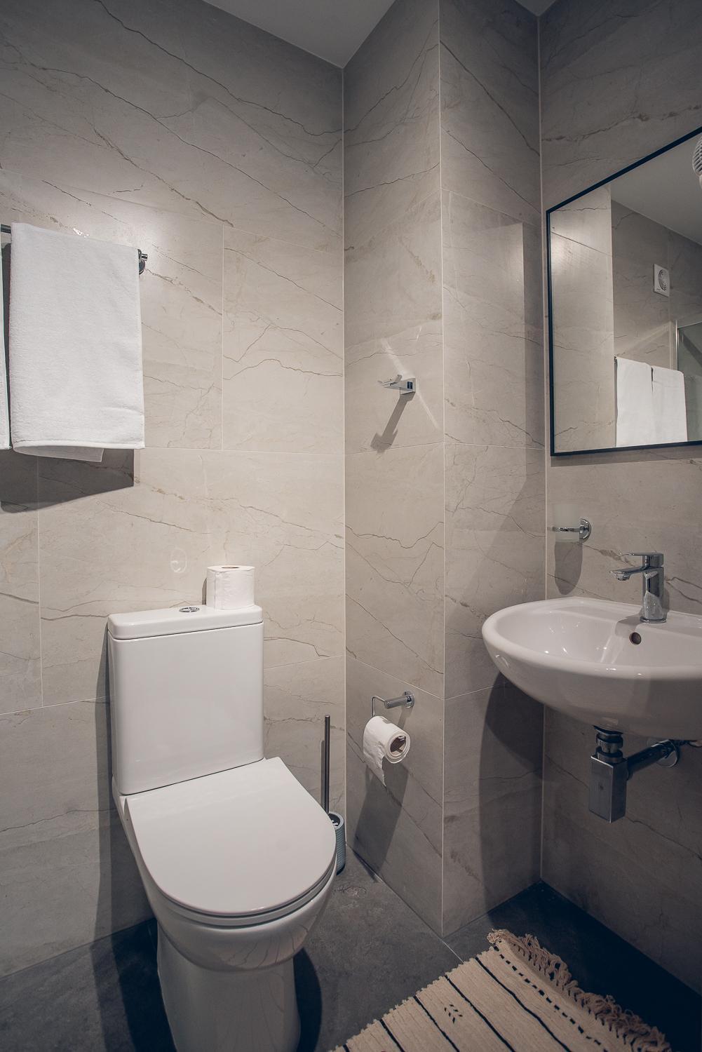 Apart4You Hotel Chisinau Bagian luar foto
