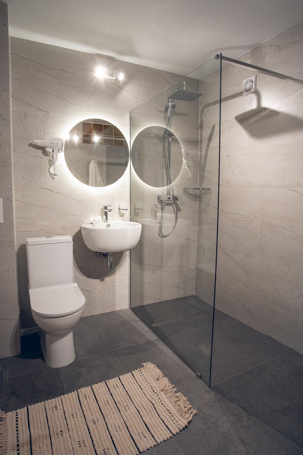 Apart4You Hotel Chisinau Bagian luar foto